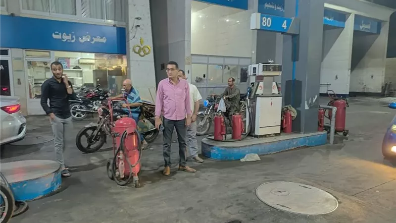 وكيل تموين الأقصر يشن حملة تفقدية على محطات الوقود