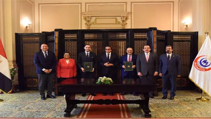 وزير الصحة يشهد توقيع استراتيجية التعاون مع الصحة العالمية