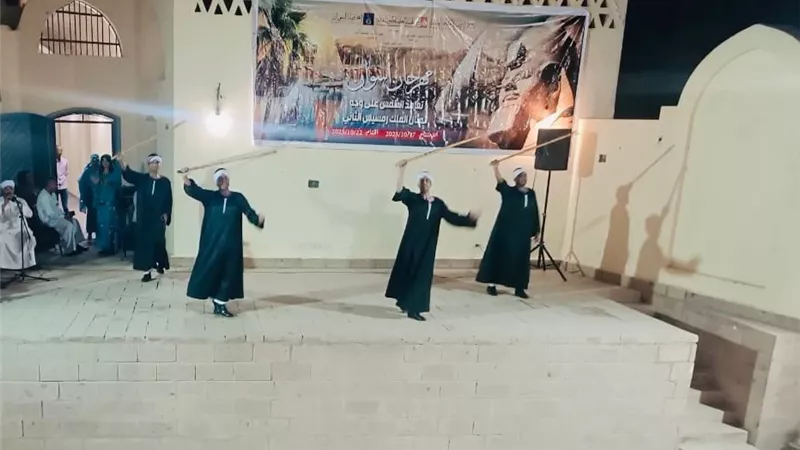 استعراضات فلكلورية لفرقتي الأنفوشي وبورسعيد بمهرجان أسوان