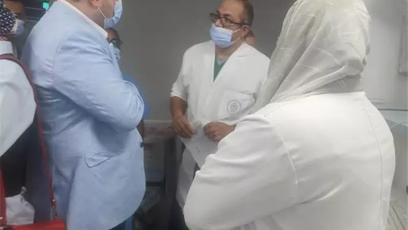 رئيس إقليم الصعيد يتفقد مستشفيات الرعاية بالأقصر لمتابعة تطبيق معايير الجودة