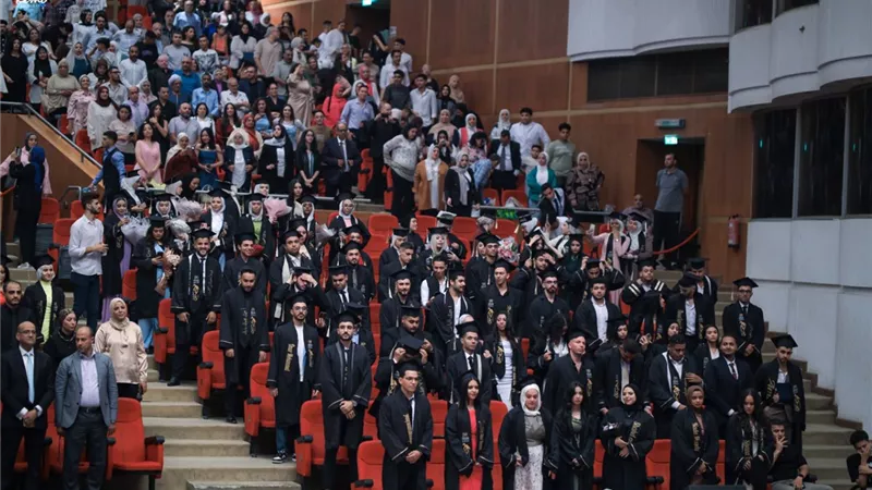  جامعة حلوان تحتفل بتخرج دفعة جديدة من كلية السياحة والفنادق