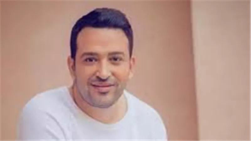الشاعر الغنائي تامر حسين يكشف تفاصيل تسريب أغنية حليم لـ محمد فؤاد 