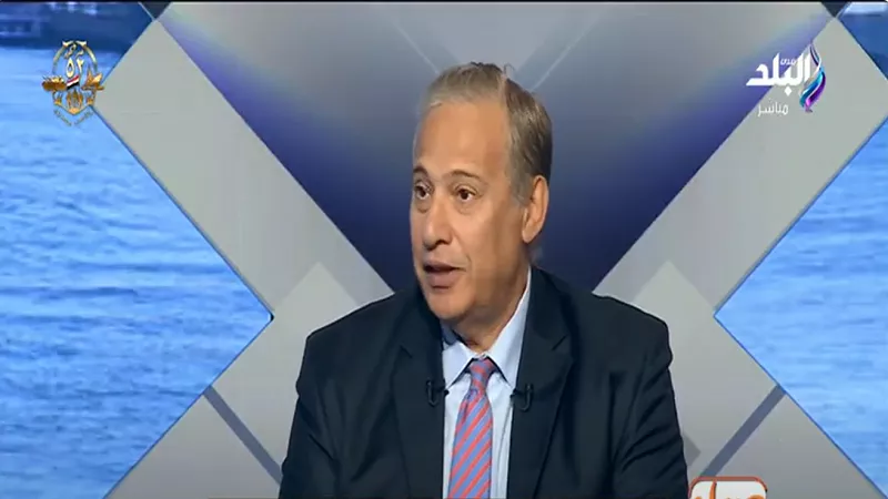 «السمنة والسكري» .. استشاري يكشف العلاقة بين التغذية الخاطئة ومقاومة الإنسولين| فيديو
