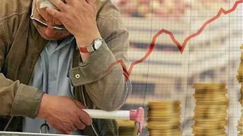 بسبب غلاء الأسعار.. «الأوفر تايم» يسرق حياة المصريين|تقرير