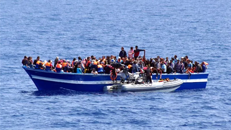 الهجرة غير الشرعية| الرحلة بـ400 ألف جنيه.. والد شاب لـ«إيجبتك»: بلغت عن ابني قبل سفره بساعات