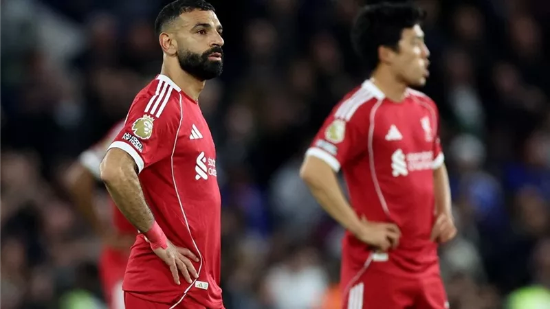تراجع ليفربول يثير القلق.. هل يعيد محمد صلاح البريق المفقود أمام برينتفورد؟