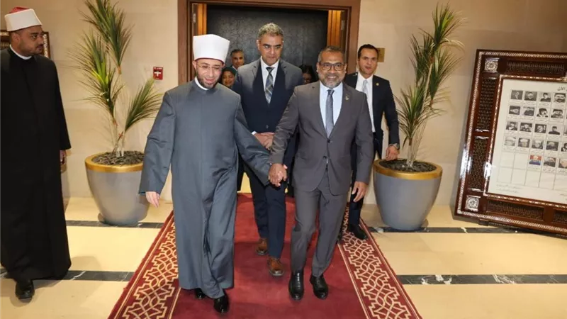وزير الأوقاف يستقبل وزير خارجية المالديف لبحث تعزيز التعاون الدعوي والتدريبي