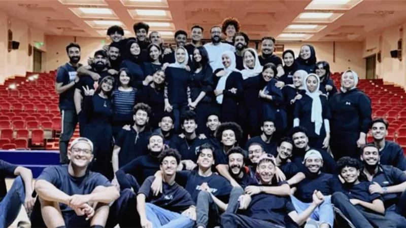 تقنيات الإضاءة المسرحية ضمن ورشة 