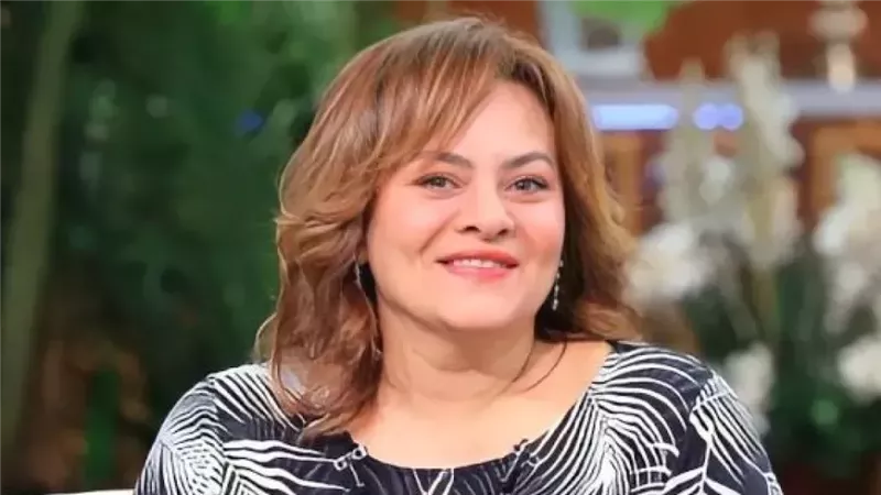  كاملة أبو ذكري تحيي ذكرى وفاة والدتها: تعبت كثير من بعدك