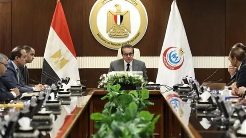 الصحة: خطة لتطبيق التأمين الصحي الشامل بالمنيا على مرحلتين وتوفير  3 آلاف سرير