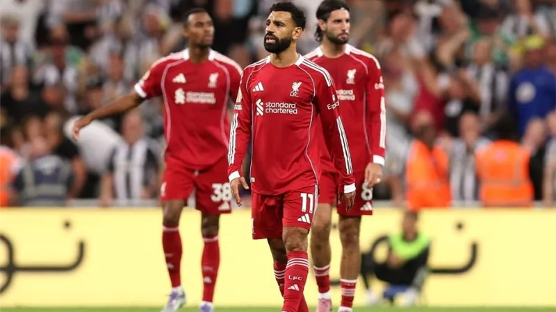 بمشاركة محمد صلاح.. ليفربول يقدم أسوأ مواسمه مع سلوت
