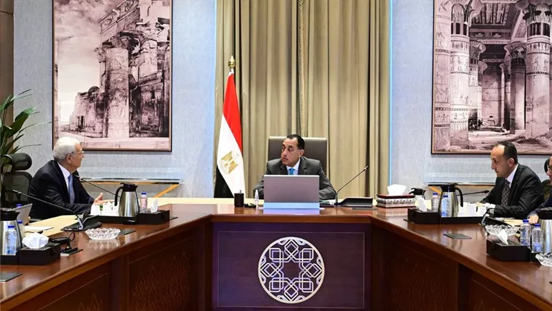 مجلس الوزراء يوافق على تخصيص جلسة مسائية لاختبارات المتقدمين للوظائف العامة