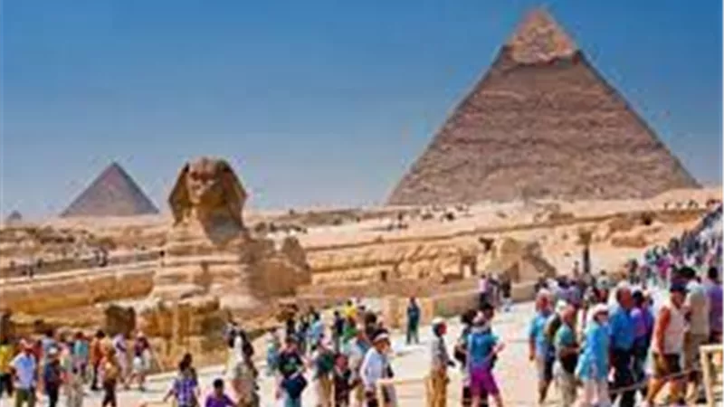 الجيزة: مخطط استراتيجي جديد لإحياء السياحة وربط التاريخ بالحاضر