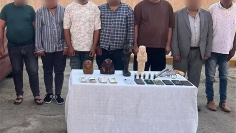 حبس تشكيل عصابي تخصص في النصب والاحتيال على المواطنين بالجيزة 