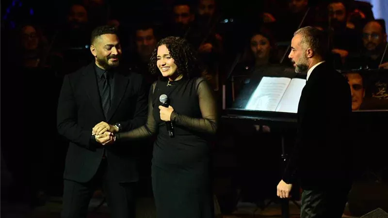 تامر حسني يشيد بموهبة ماس رحيم في أول تجربة غنائية لها 