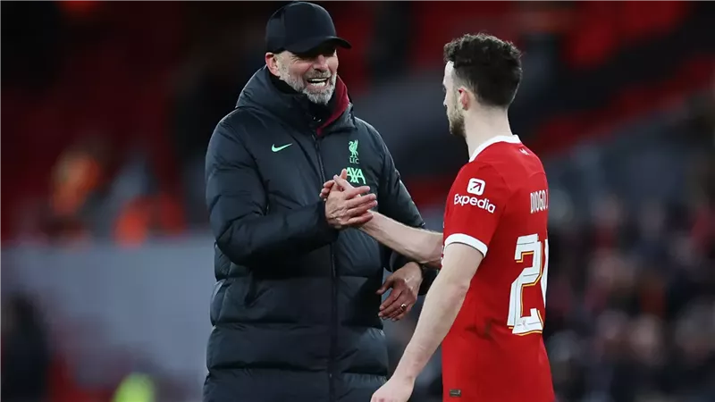 كلوب يكشف دور محمد صلاح في تعاقد ليفربول مع ديوجو جوتا 