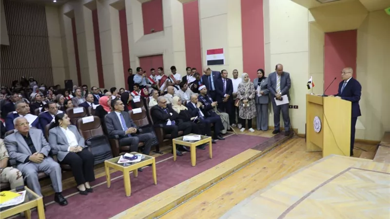 محافظ القاهرة: نصر السادس من أكتوبر سيظل علامة مضيئة في تاريخ الوطن