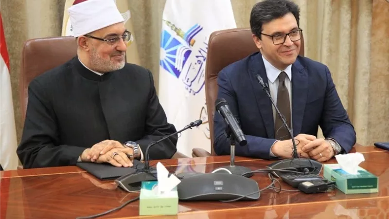 مفتي الجمهورية ووزير الثقافة يوقعان بروتوكول تعاون لمواجهة الفكر المتطرف