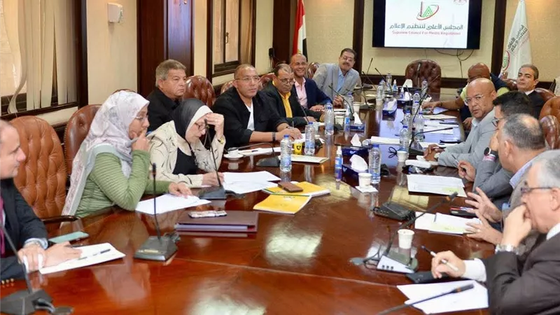 في أول اجتماع لها.. خالد صلاح رئيسًا وعصام كامل مقررًا للجنة التحول الرقمي  لتطوير الإعلام 