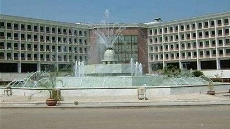 بمشاركة 7 أقسام..جامعة أسيوط تطلق ندوة شاملة لمواجهة سرطان الثدي