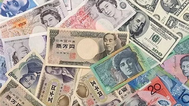 استقرار أسعار العملات الأجنبية أمام الجنيه في بداية تعاملات اليوم