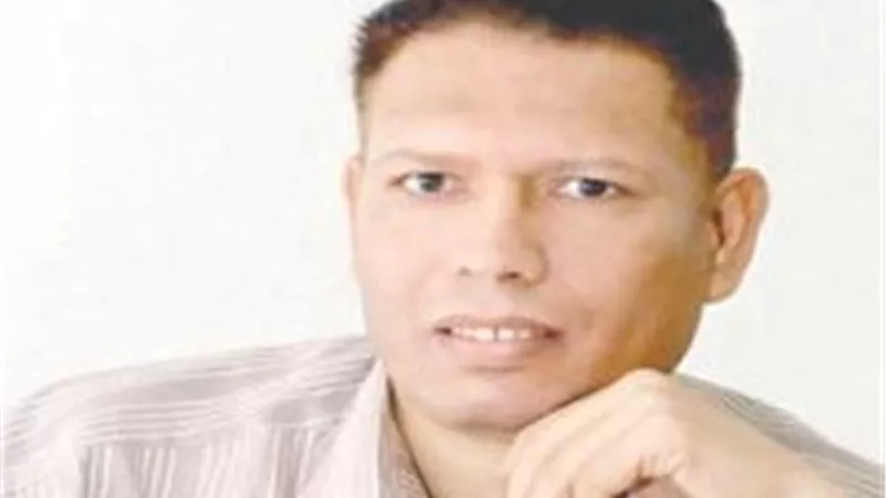 الشاعر عيد عبد الحليم يذكر توقيت أول قصيدة له وسببها
