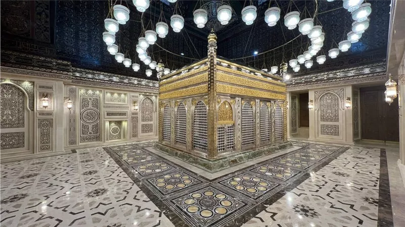  أمين الفتوى: الاحتفال بمولد الإمام الحسين مشروع ومستحب 