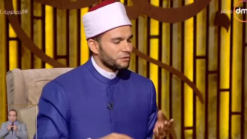 حكم الطلب من الحسين أو السيدة زينب.. أستاذ بجامعة الأزهر يوضح