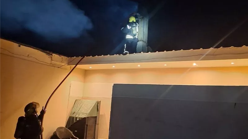 انتداب المعمل الجنائي لمعاينة حريق مطعم بنادي المعادي الاجتماعي 