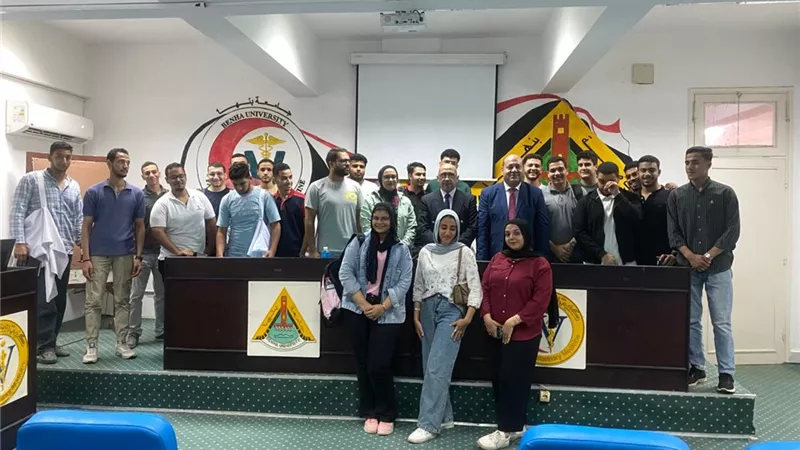 ندوة ببيطري بنها تدعو الطلاب إلى التفكير الإبداعي واستغلال المبادرات الوطنية لبدء مشروعاتهم الخاصة