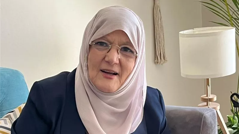 شمس البارودي: القرآن الكريم ملاذي الأول بعد وفاة زوجي