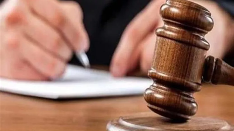 4 قرارات للنيابة.. بدء التحقيق في العثور على جثمان بجوار السكة الحديد بالكينج مريوط بالإسكندرية: «انهارت عليه حفرة عمقها 30 مترًا»