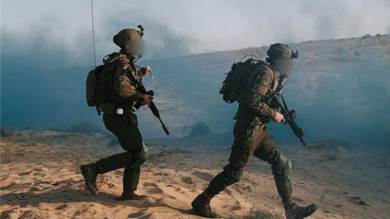 جيش الاحتلال الإسرائيلي يحظر تجنيد الاحتياط عبر وسائل التواصل الاجتماعي