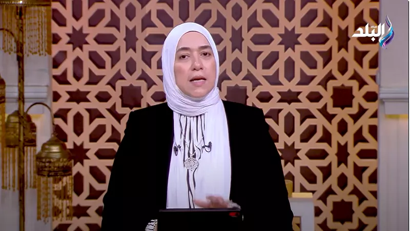 دينا أبو الخير توضح حقيقة 