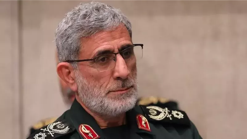 عزاء السيستاني وأشياء أخرى.. ماذا يفعل قائد فيلق القدس في العراق؟ 