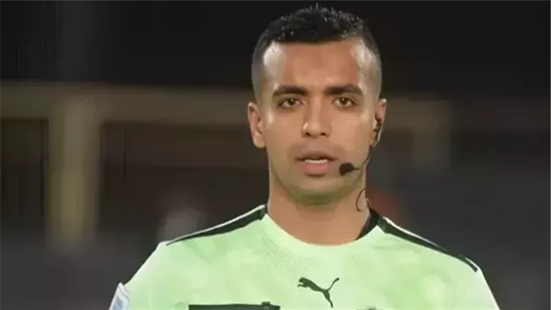 صافرة الحكم مصطفى الشهدي 