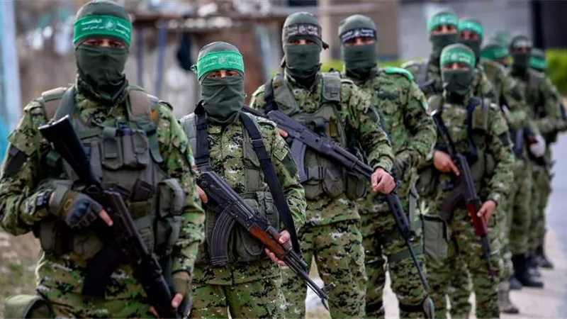 وزير الدفاع الإسرائيلي يكلف الجيش بتدمير أنفاق غزة