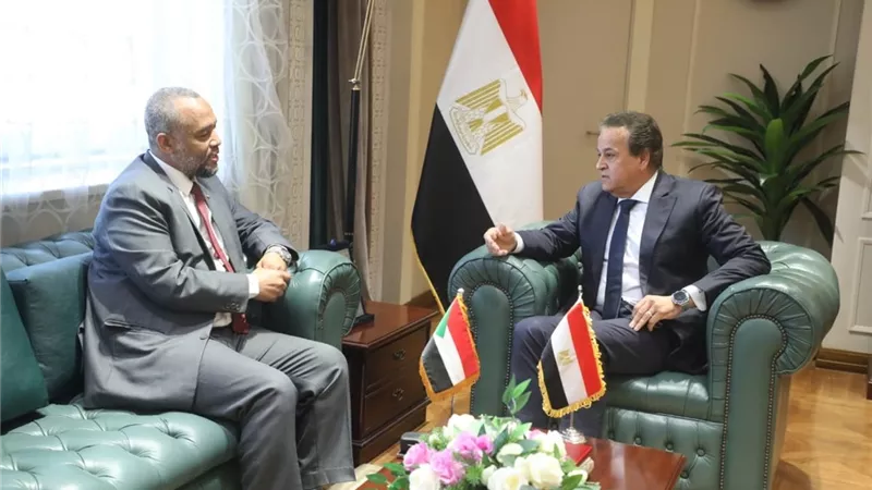  الصحة ترسل قافلة طبية إلى مستشفى عثمان دقنة بالسودان 