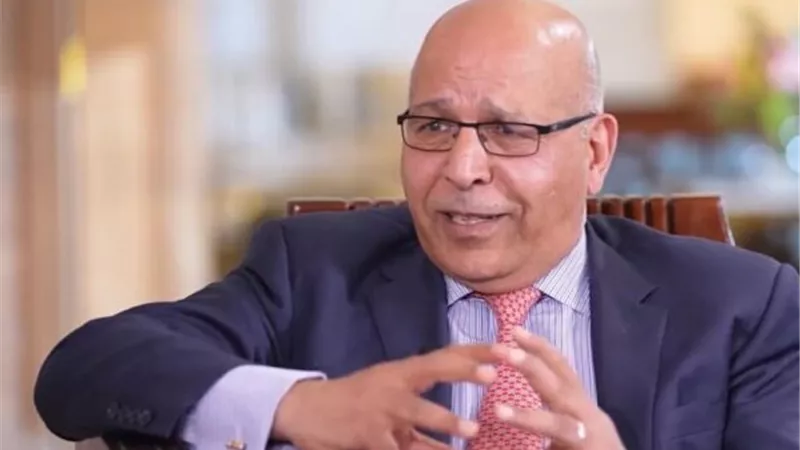 مأمون فندي يدعو الحكومة للاستفادة من العقول المصرية الموجودة بالخارج