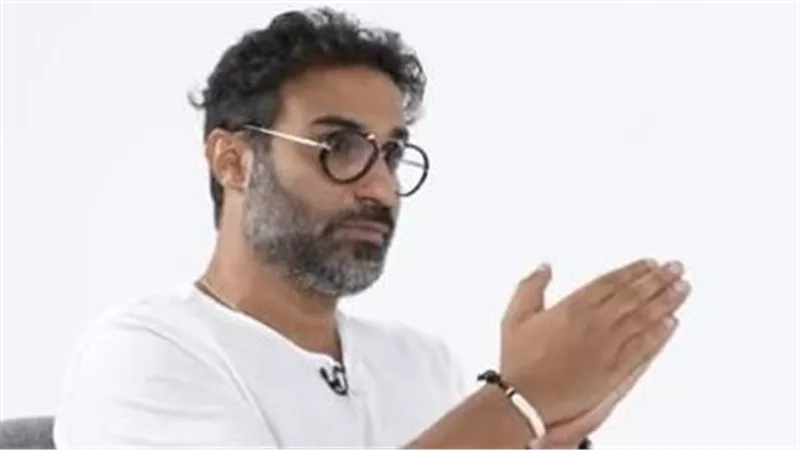«أعمال فنية غريبة» في مسيرة أحمد فهمي: بين التجريب والكوميديا 