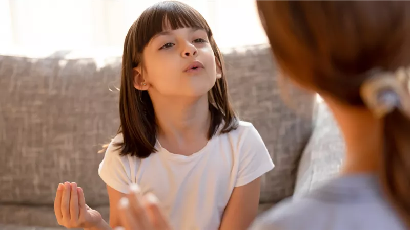 اليوم العالمي للتوعية بالتأتأة.. دعم من يواجهون صعوبات النطق حول العالم