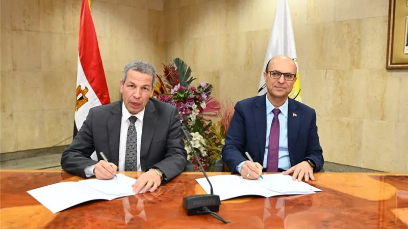 توقيع بروتوكول تعاون بين كلية الحقوق بأسيوط والغردقة