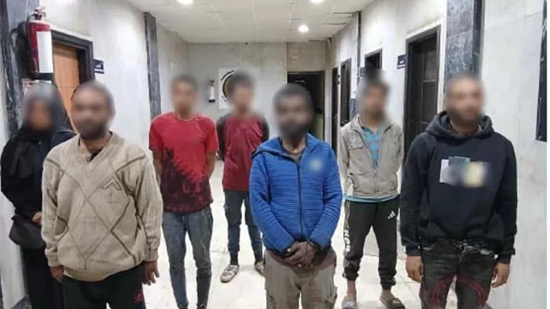 ضبط 11 رجل وسيدة لاتهامهم باستغلال الأطفال في التسول 