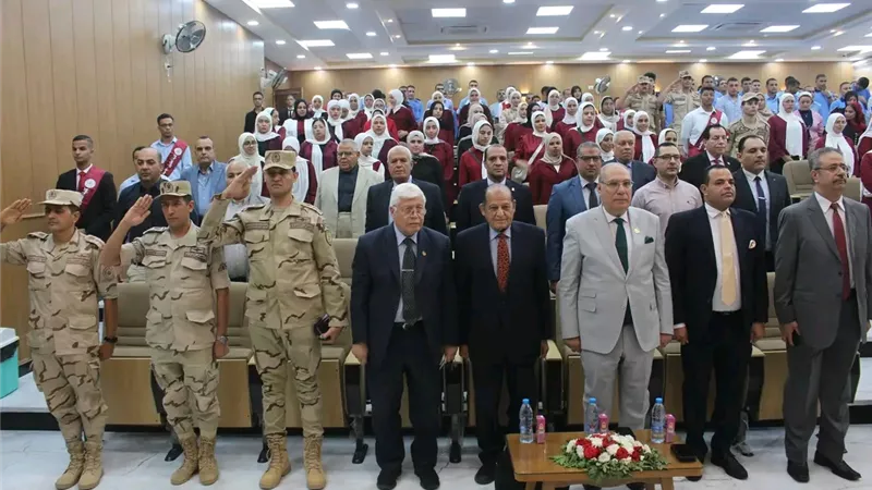 حقوق المنصورة تحتفل بذكرى أكتوبر بندوة عن الأمن القومي 