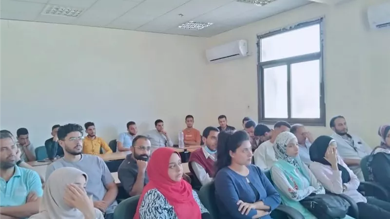 مستشفى الإصابات بجامعة أسيوط تنظم تدريب حول مخاطر بيئة العمل وكيفية الوقاية منها
