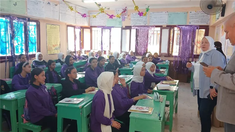 وكيل تعليم بني سويف تتابع انتظام الدراسة بمجمع مدارس الدعوة الإسلامية