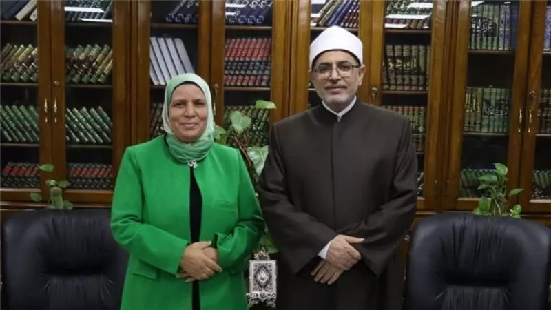 جامعة الأزهر توقف عميد ووكيل دراسات الخانكة| تفاصيل 