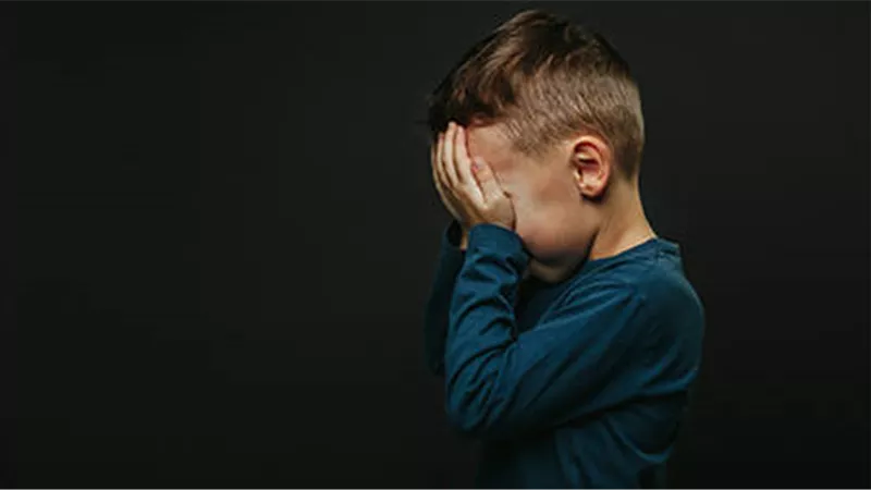 هذه العلامات مؤشر لميل الطفل إلى العنف.. راقبيها واحذري منها
