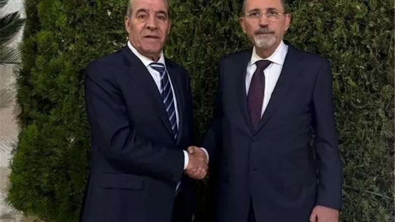 الصفدي والشيخ يشيدان بجهود مصر وقطر في إنجاز اتفاق وقف إطلاق النار