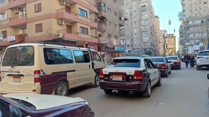  محافظ الدقهلية يحذر سائقي التاكسي من التأخر عن إعادة معايرة العداد